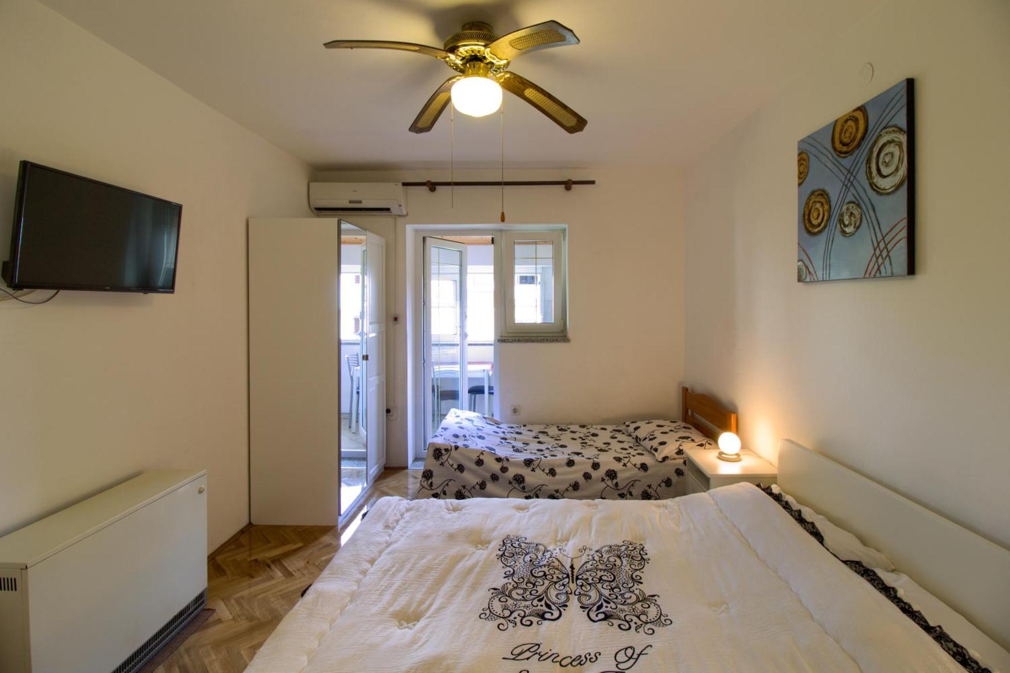 Apartments Sosic II Ровин Екстериор снимка